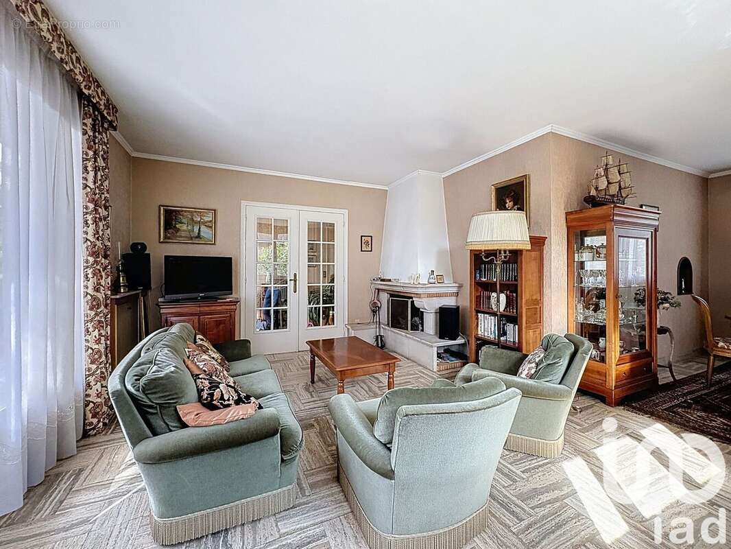 Photo 3 - Maison à SAINT-REMY-LES-CHEVREUSE