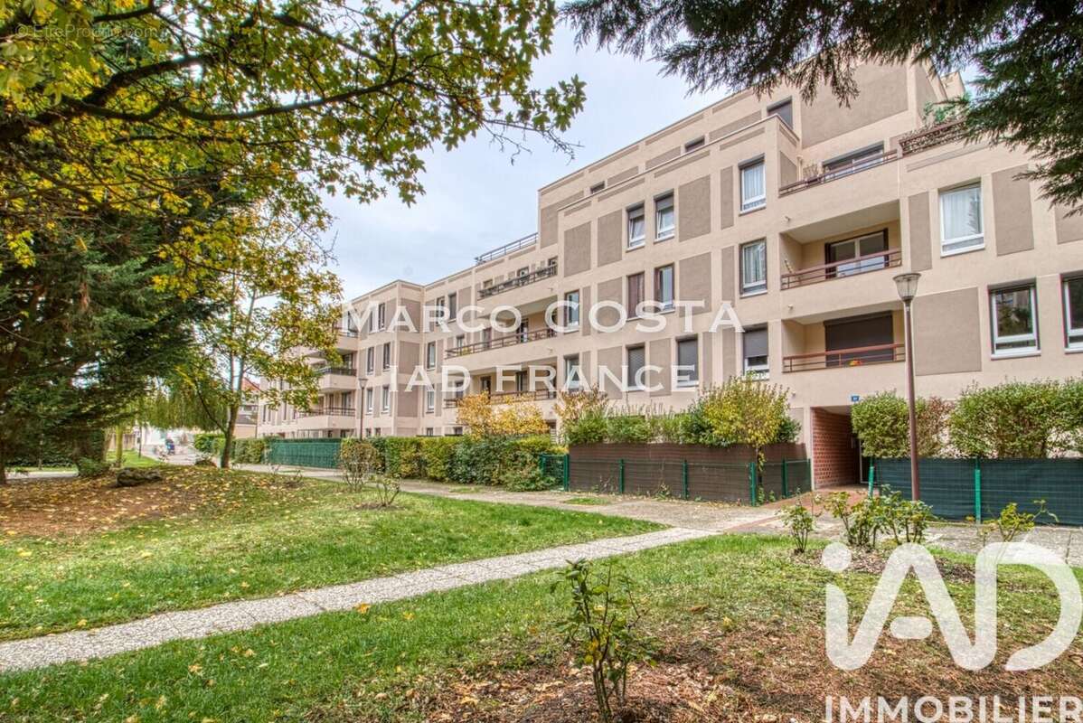 Photo 2 - Appartement à ERAGNY