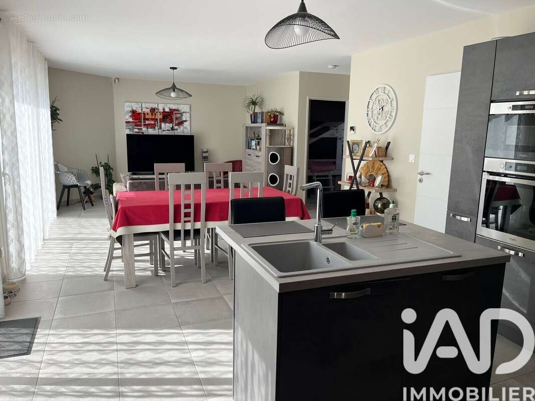 Photo 5 - Maison à BOURGES