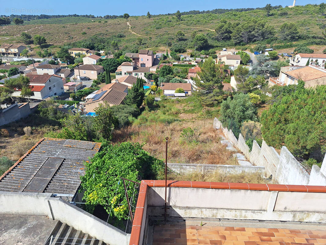 Terrain à LES PENNES-MIRABEAU