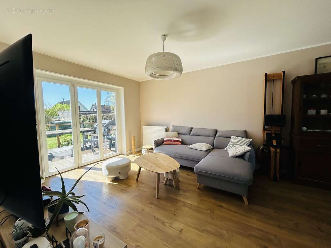 Maison à CHOISY-AU-BAC