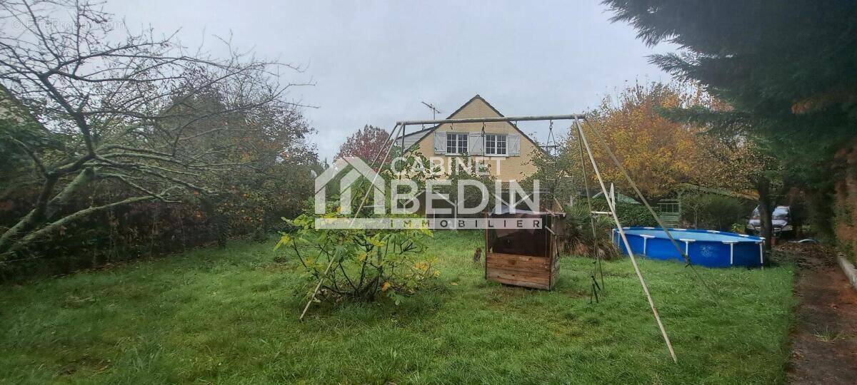 Maison à AMBARES-ET-LAGRAVE