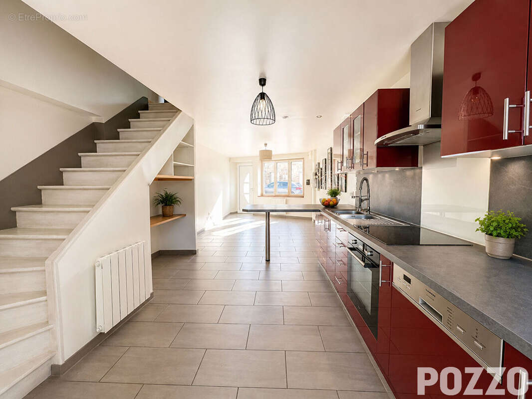 maison en pierres de 60 m² , idéal investisseur - photo 3
