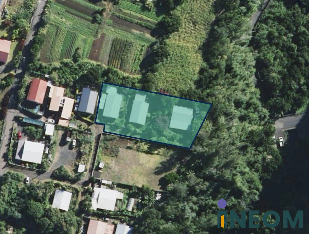 Terrain à SAINT-DENIS