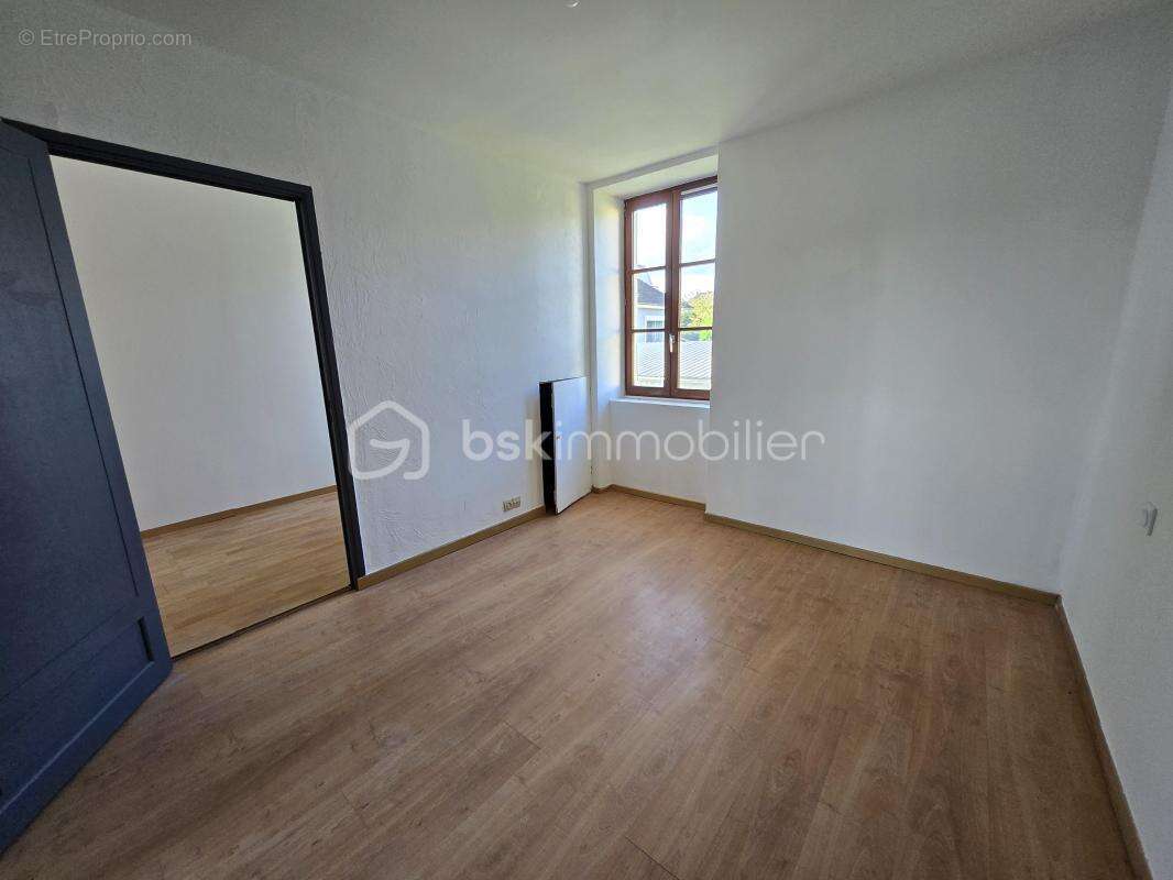 Maison à SAINT-LEGER-DES-VIGNES