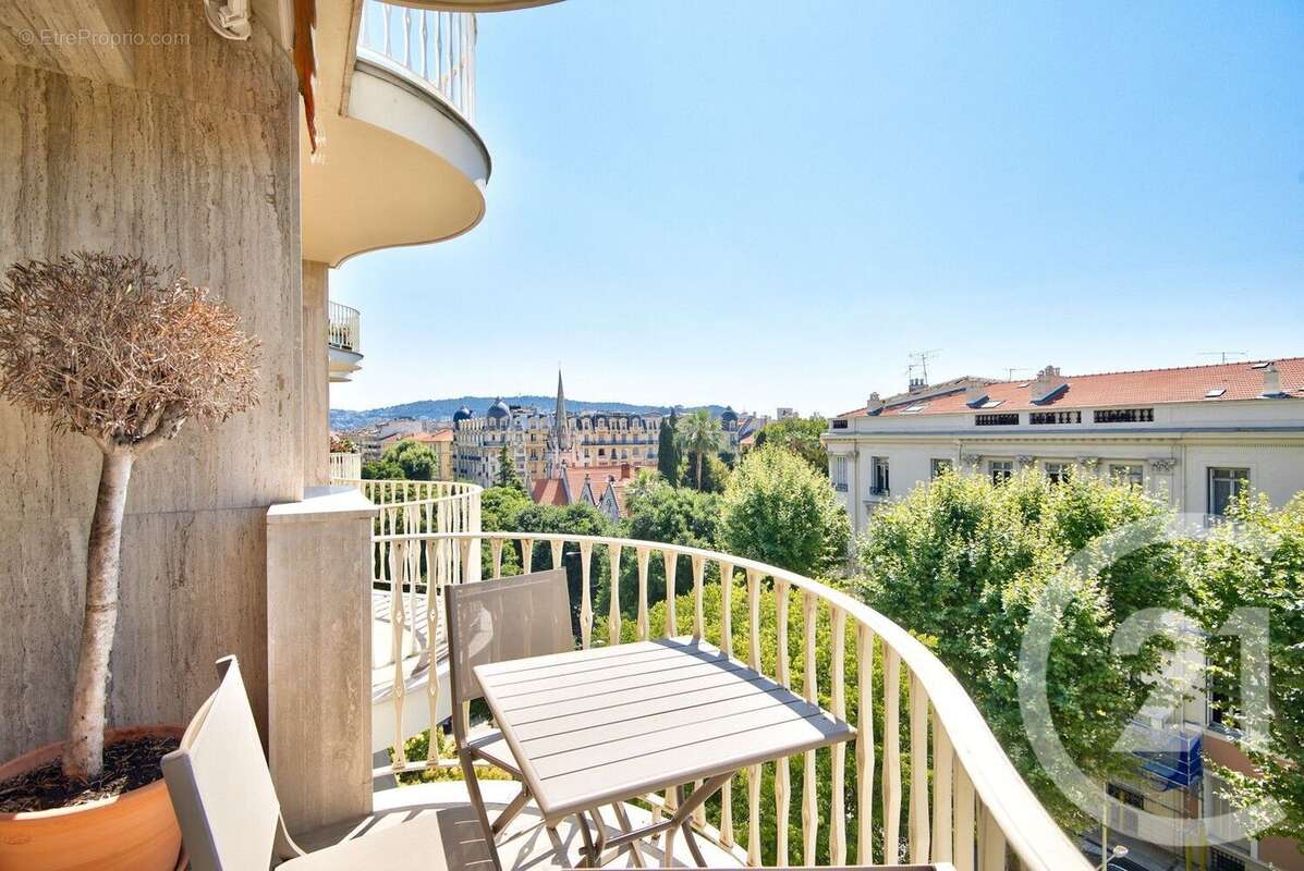 Appartement à NICE