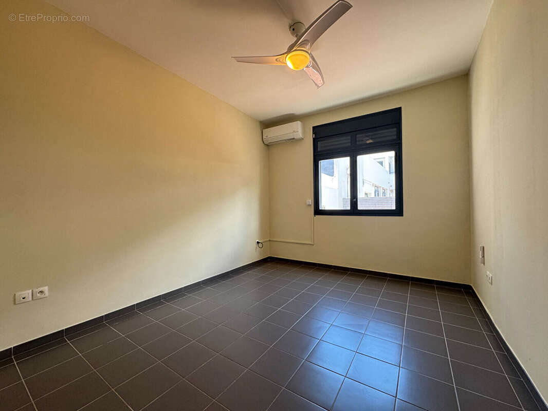 Appartement à SAINT-DENIS