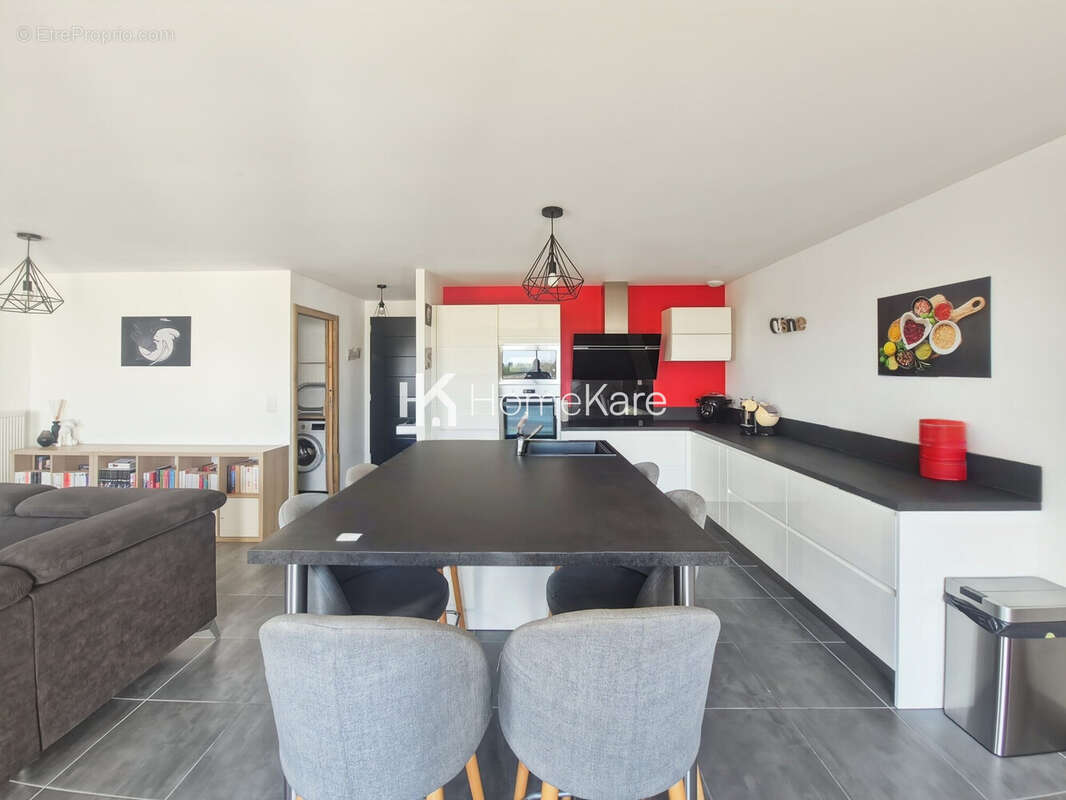 Maison à LAGARDELLE-SUR-LEZE