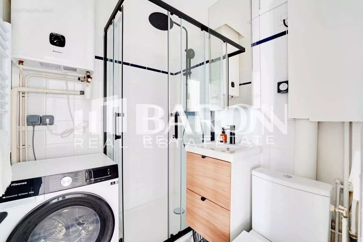 Appartement à PARIS-3E