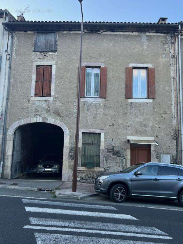 Maison à SAINT-PONS-DE-THOMIERES