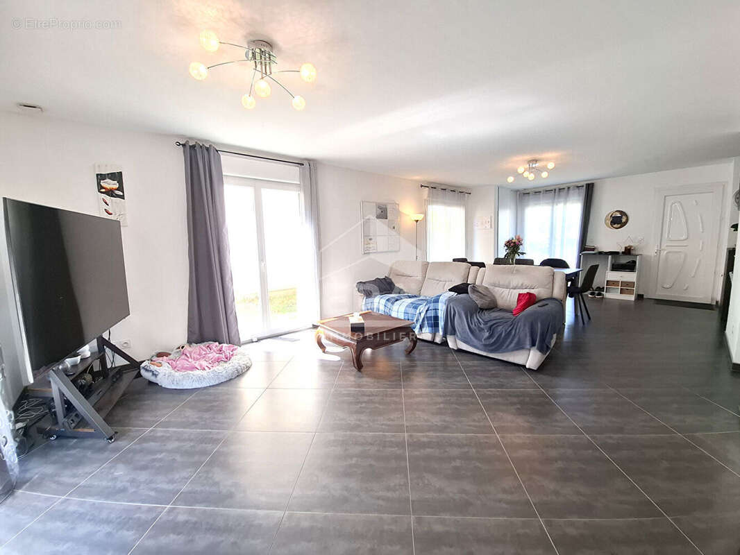 Maison à VINEUIL