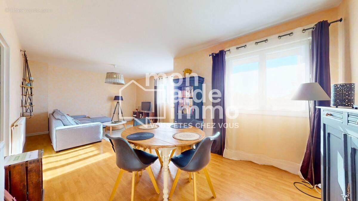 Appartement à GENISSAC