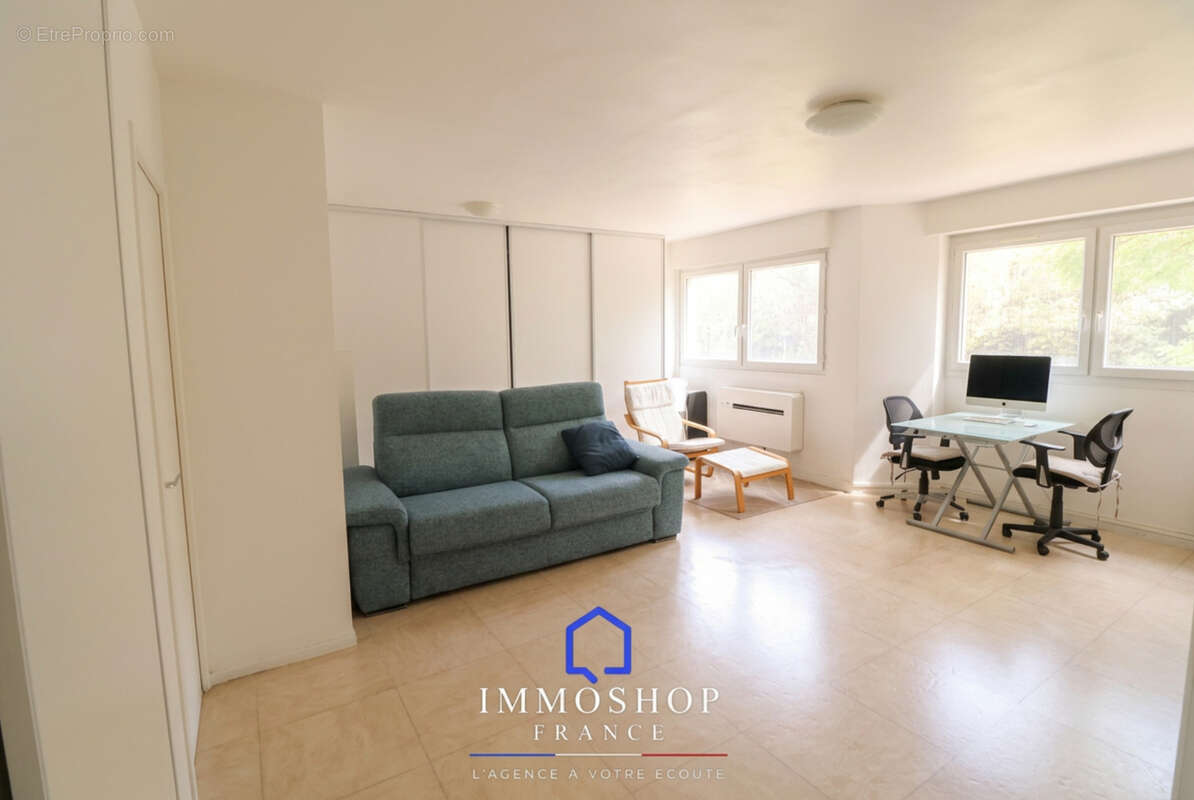 Appartement à MARSEILLE-12E
