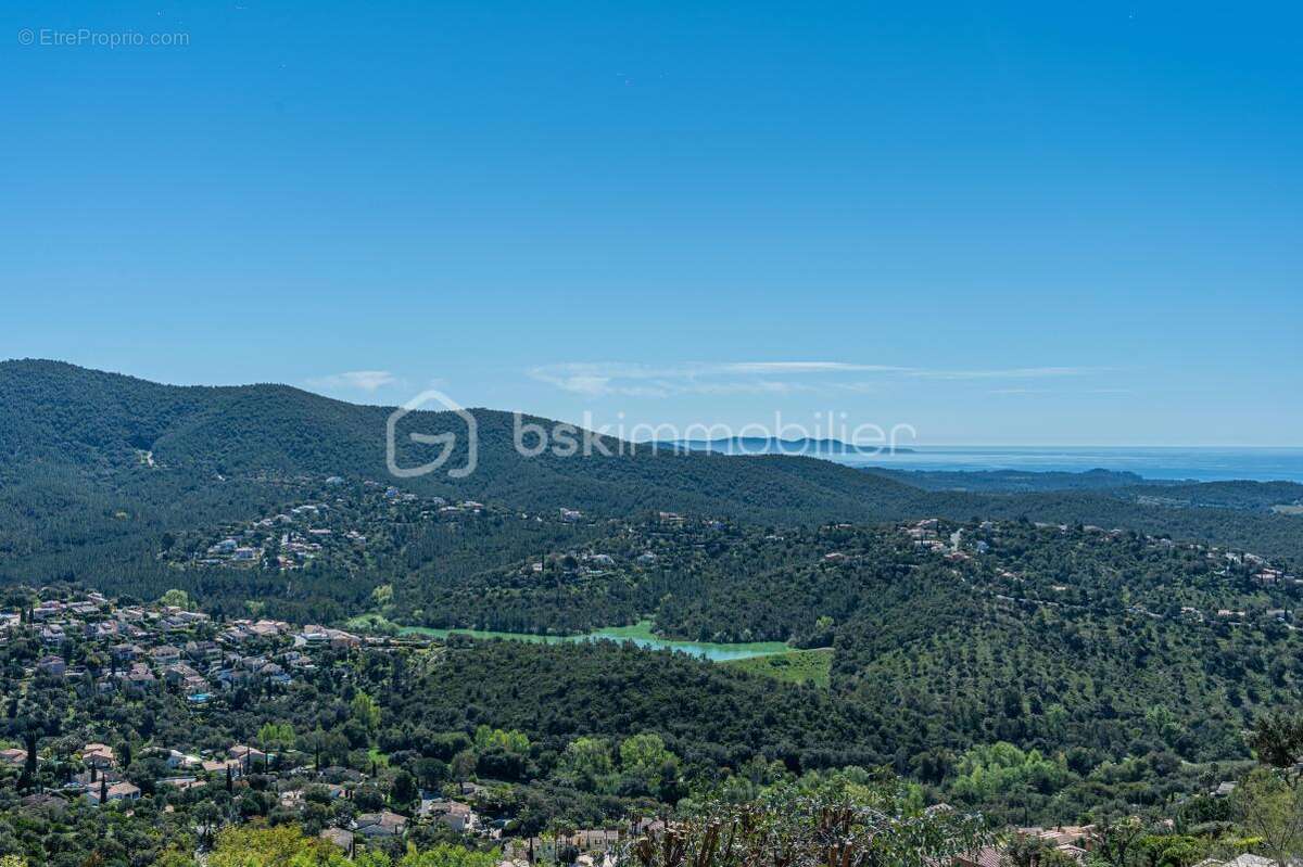Maison à LA LONDE-LES-MAURES