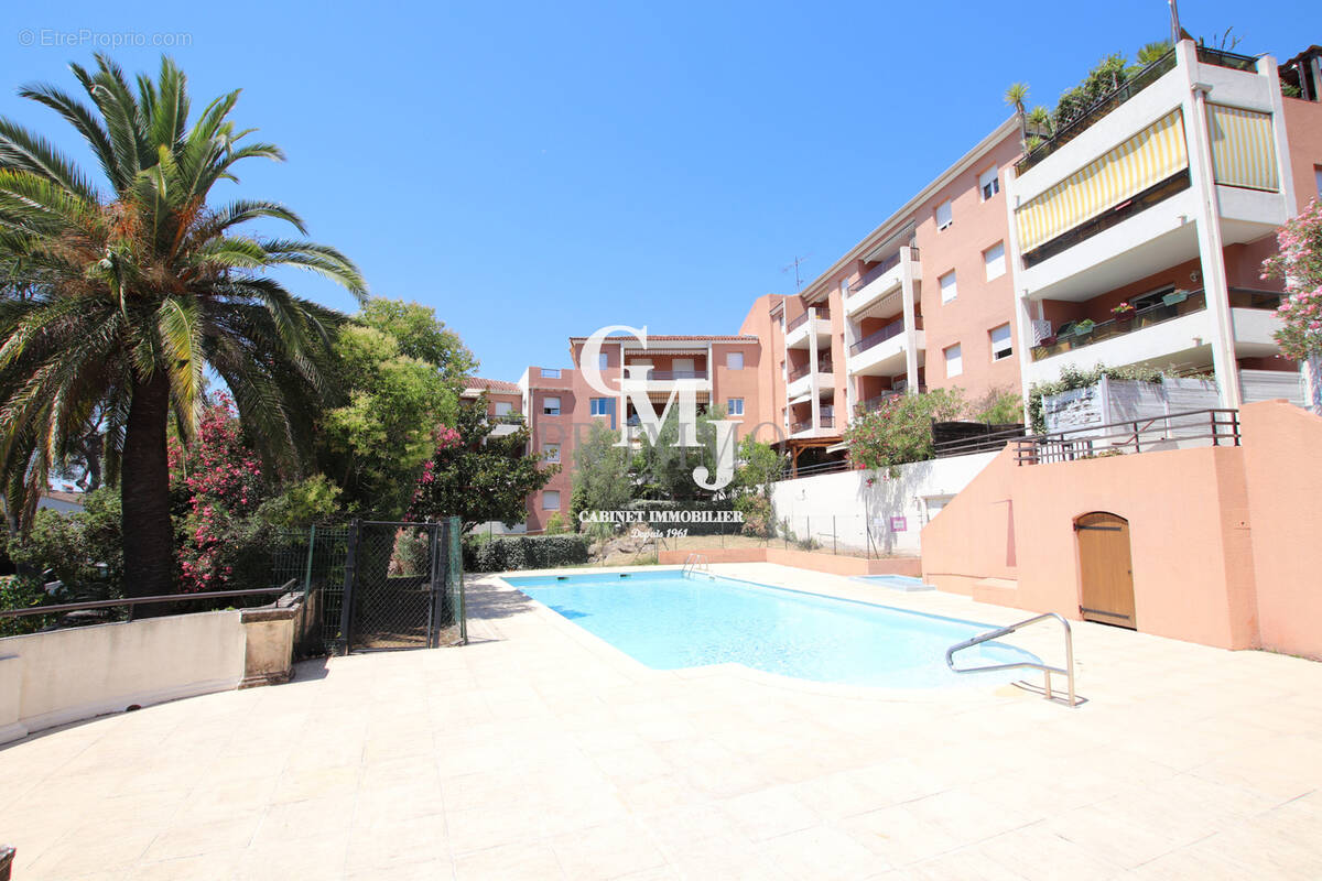 Appartement à SAINT-RAPHAEL