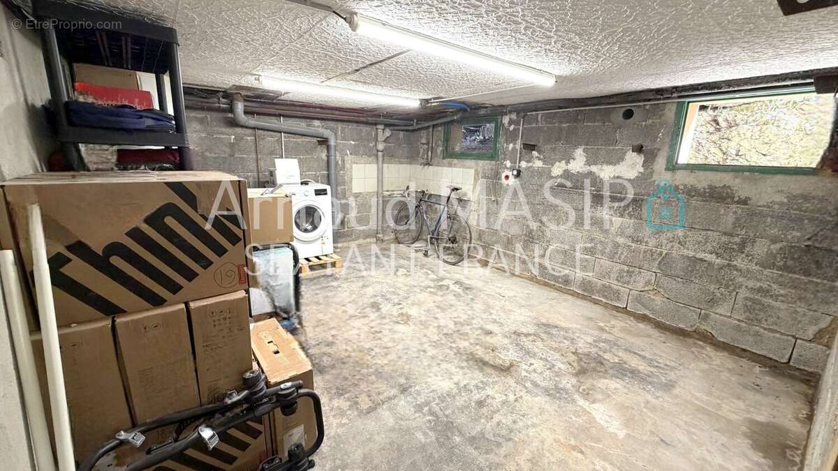 Pavillon de plain pied renove 64m² hab, jardin, terrasse, garage, cave, atelier, proche commodites - photo 19