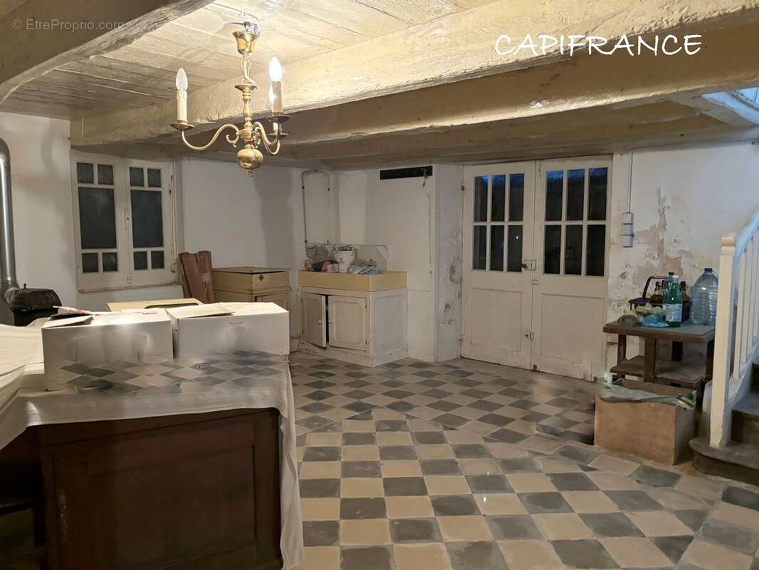 Maison bourgeoise avec charme et cachet - 5 pièces - 135 m² -  PORT D'ENVAUX (17) - 365.800 € - photo 23