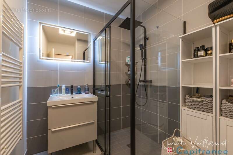 Appartement à LA MOTTE-SERVOLEX