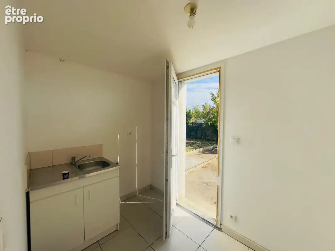 Tourville-sur-odon (14) – maison avec 3 chambres, jardin et deux garages - photo 6