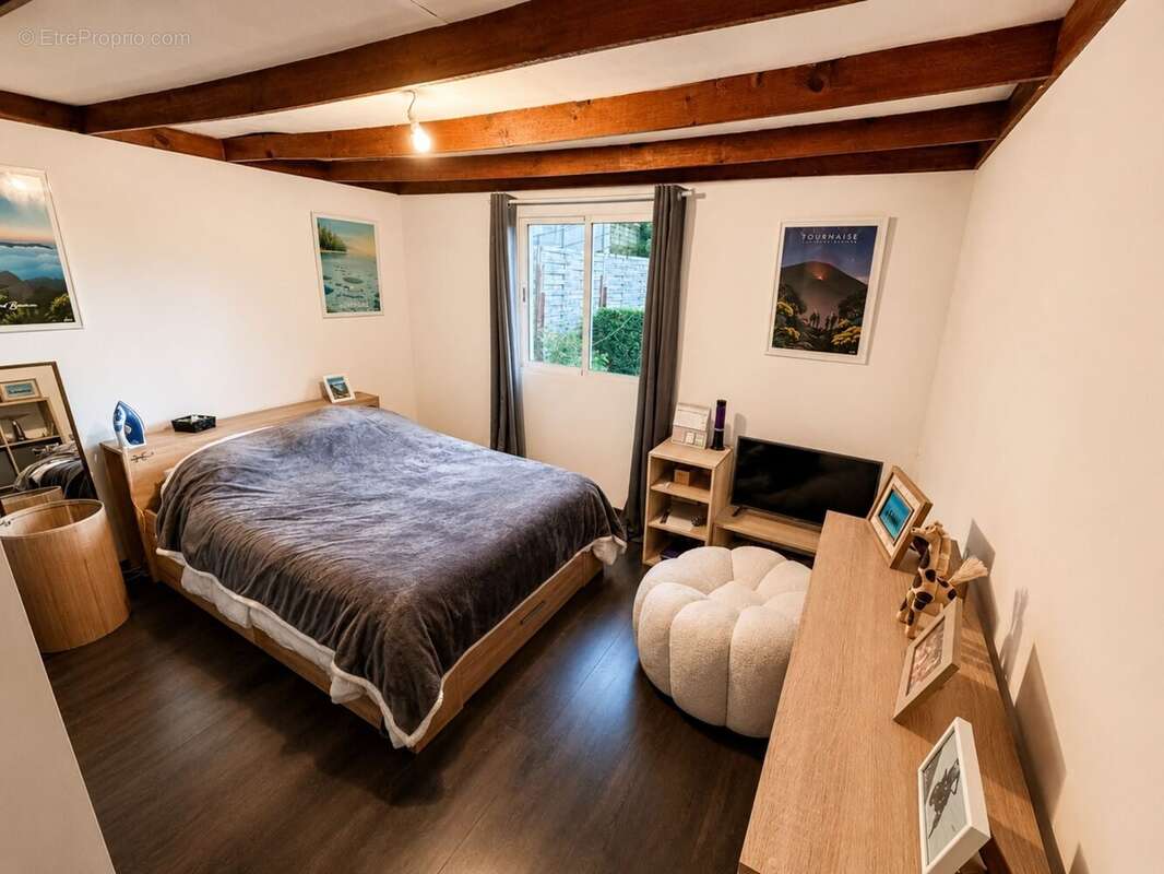 Maison 138 m² à Sainte-Marie  - photo 9