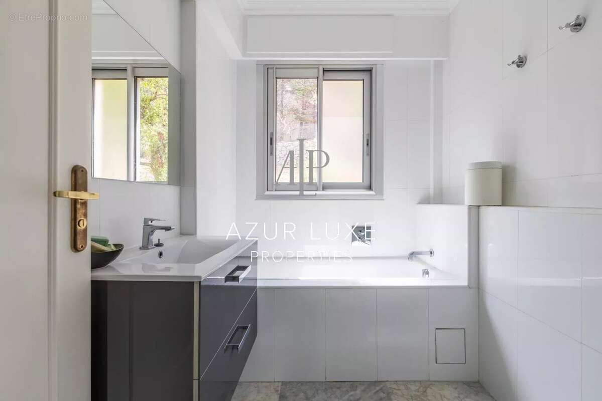 Appartement à VILLEFRANCHE-SUR-MER