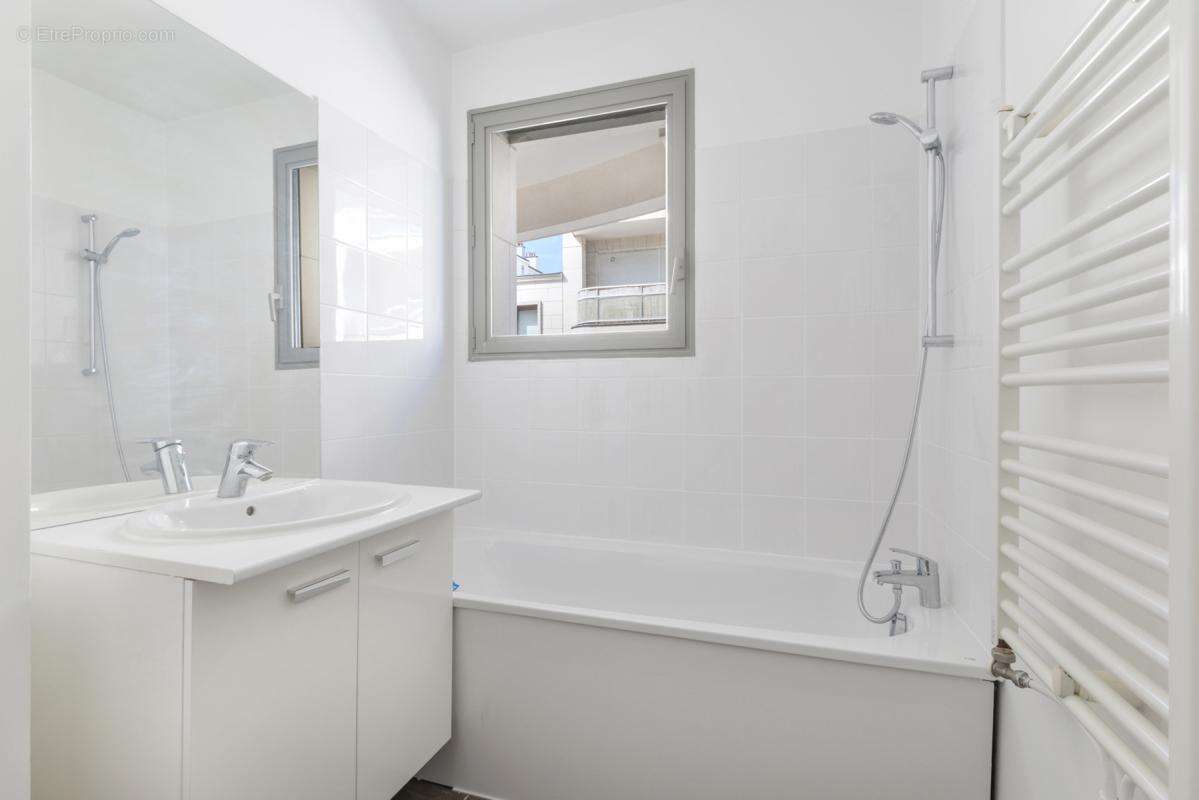 Appartement 76 m² à Levallois-Perret  - photo 9