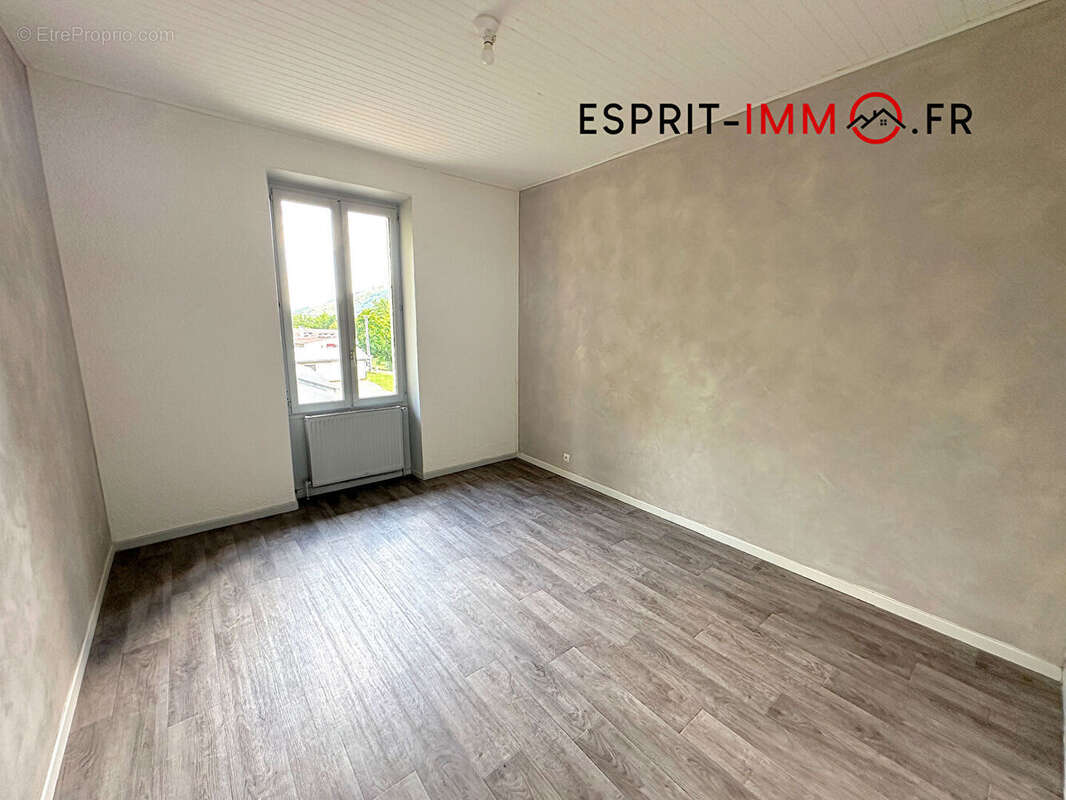 Appartement à SEYSSEL