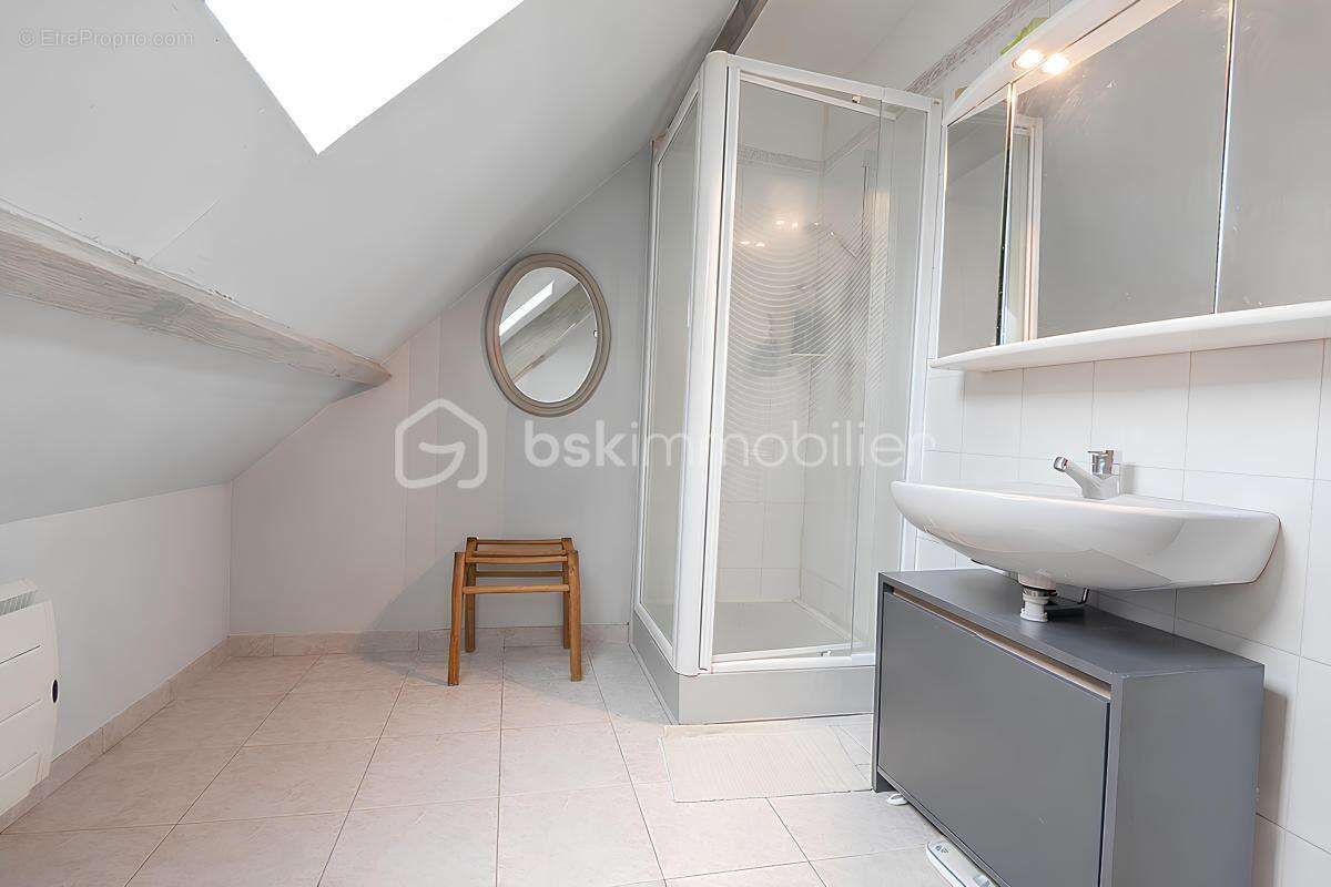 Maison à BALLAINVILLIERS