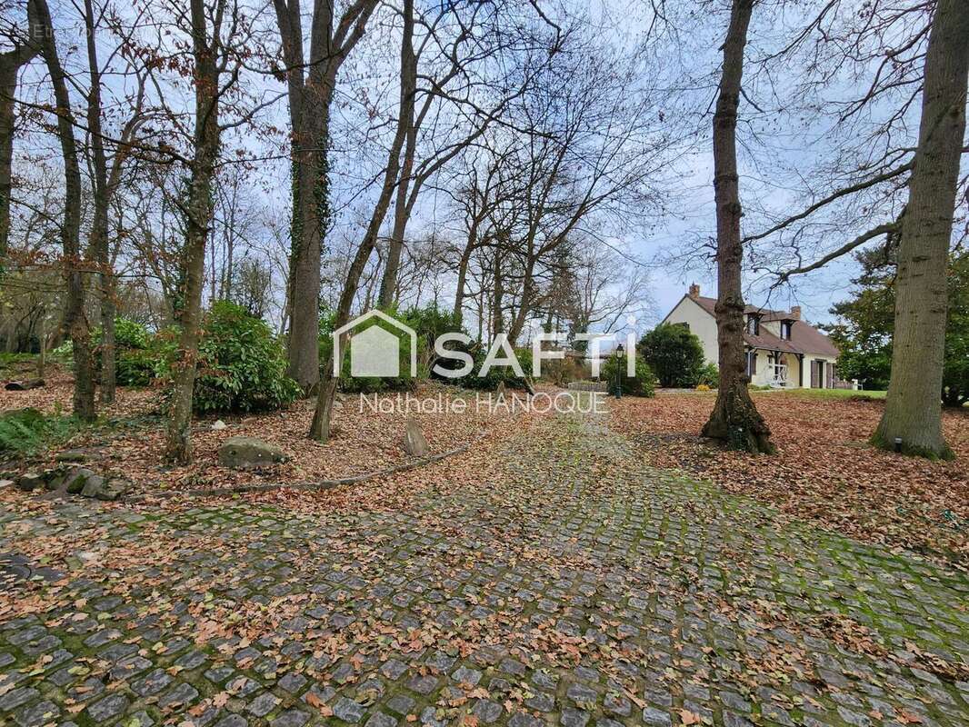 Photo 2 - Maison à HOUDAN