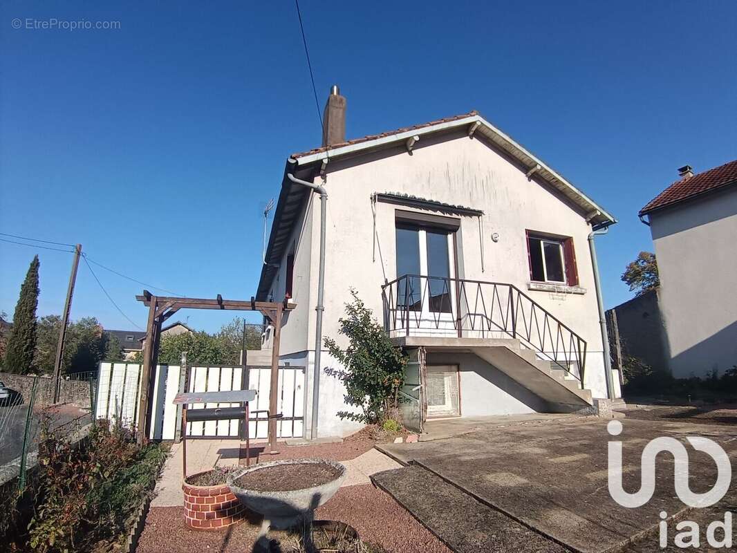 Photo 2 - Maison à SAINT-VARENT