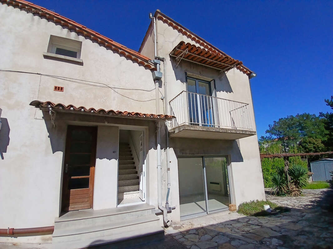 Appartement à SAINT-CHRISTOL-LES-ALES