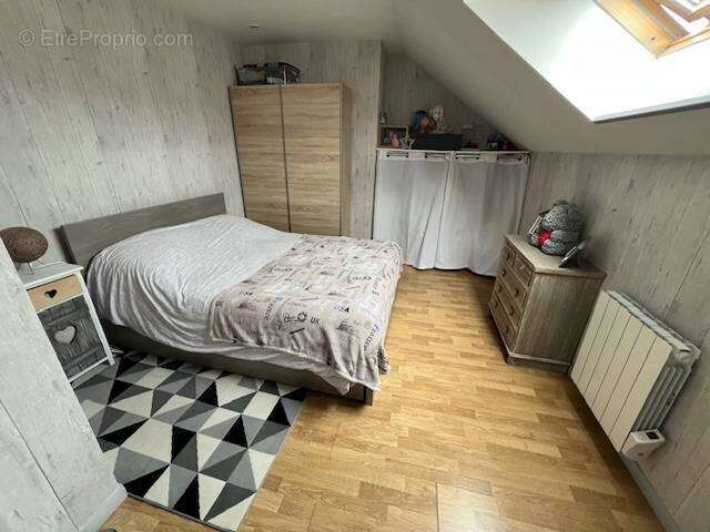 Appartement à EPERNON