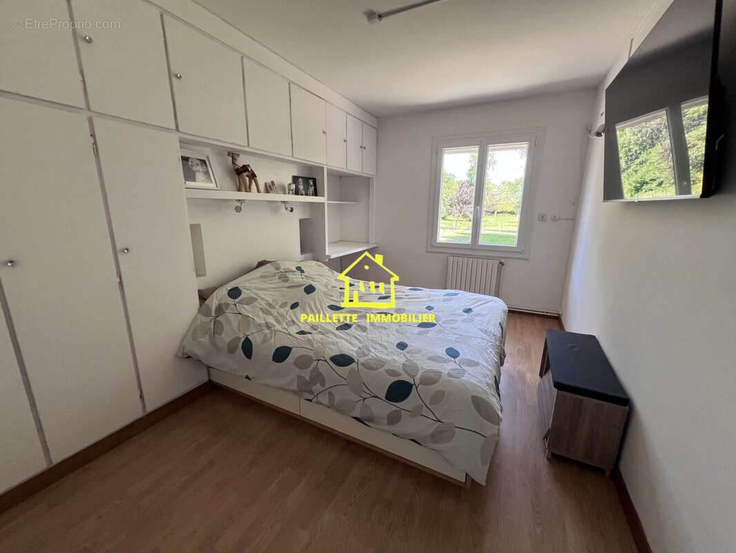 Maison 177 m² à Saint-Romain-De-Colbosc  - photo 4