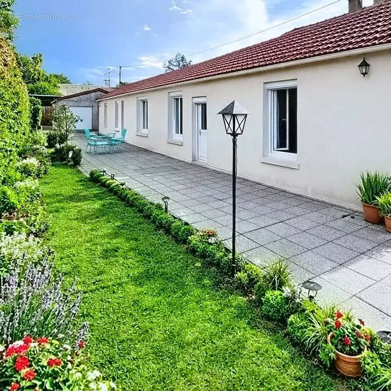 Maison à MONTGERON