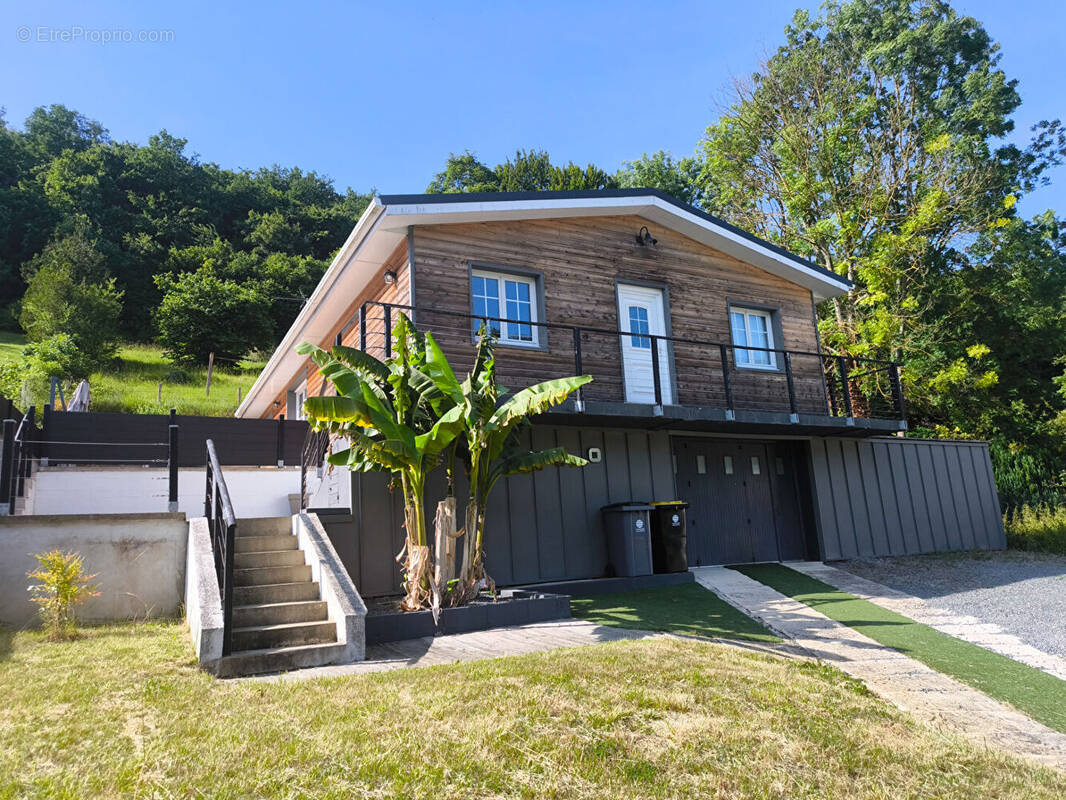 Maison à SAINT-LEGER-DU-BOURG-DENIS