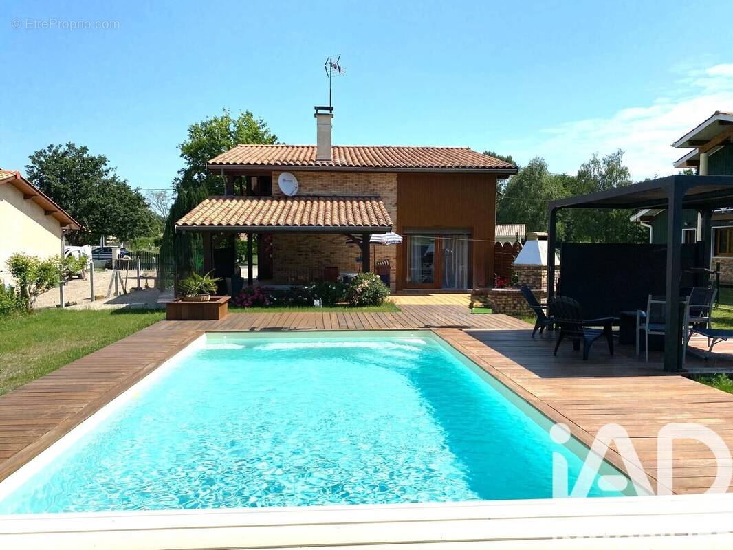 Photo 1 - Maison à GRAYAN-ET-L'HOPITAL