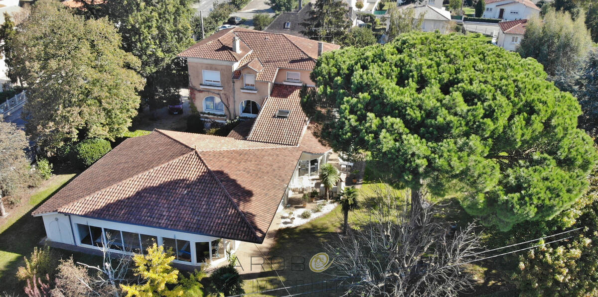 Maison à AIGUILLON