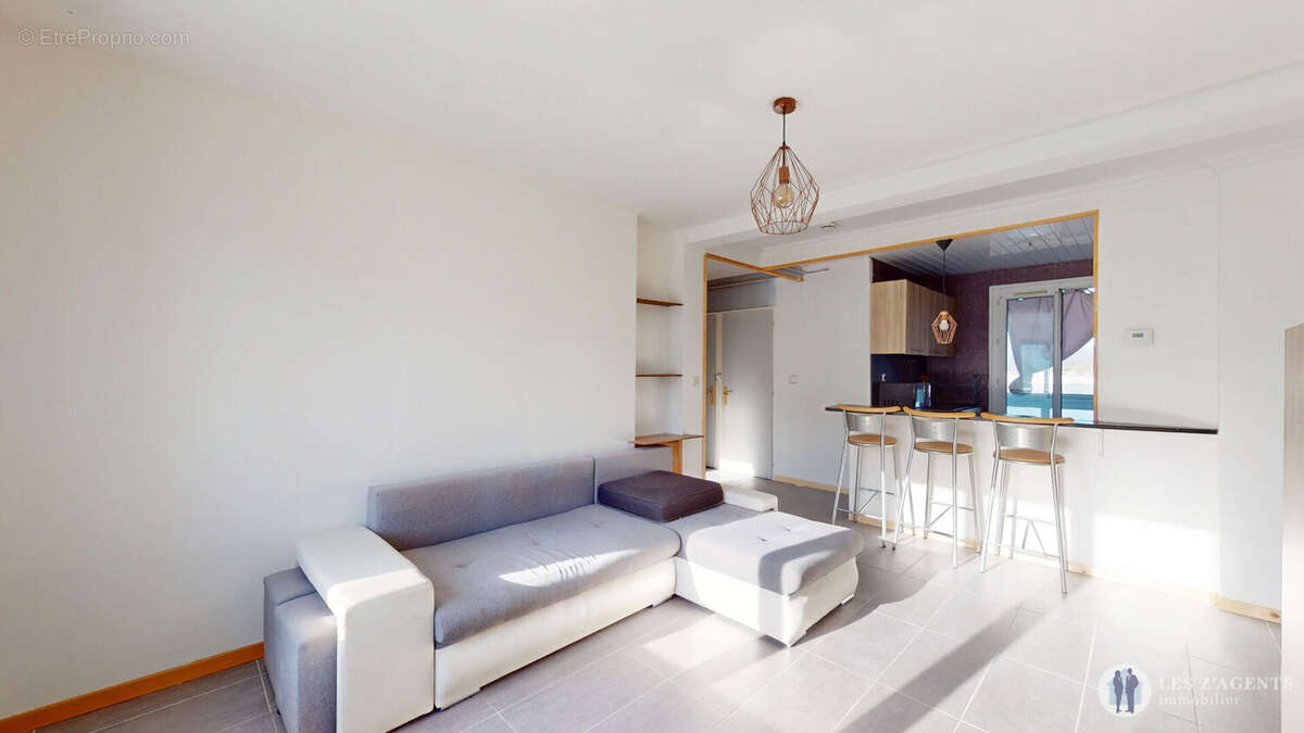 Appartement à SAINT-MARTIN-D'HERES