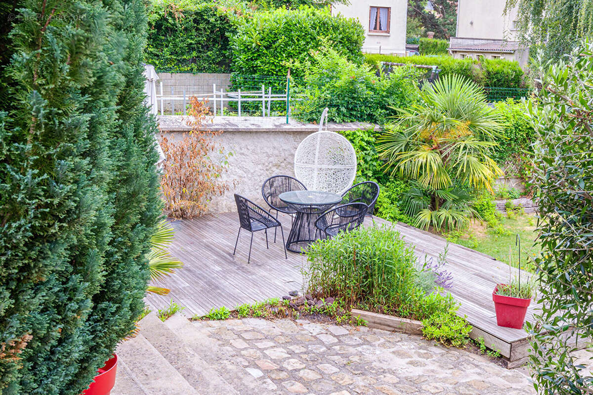 Maison Bessancourt 10 pièce(s) 328 m2 - photo 8