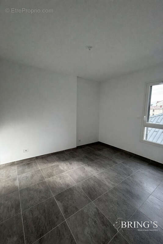 Appartement à ROMANS-SUR-ISERE