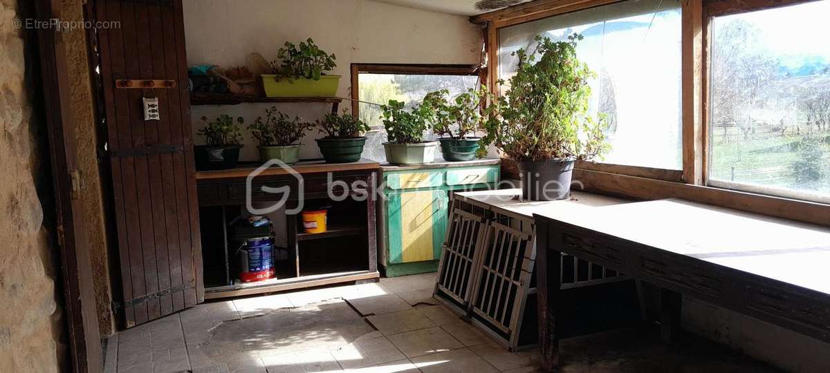 Maison à ROCHEBRUNE