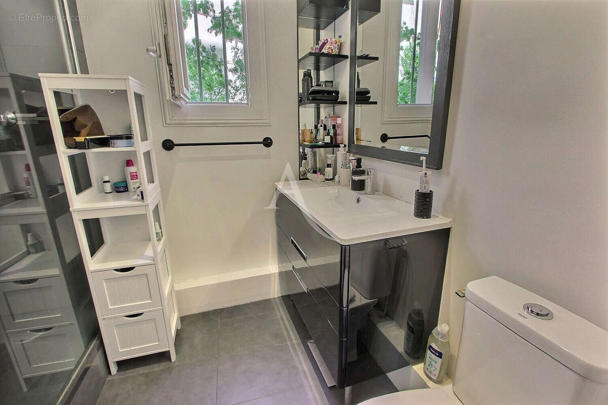 Appartement à ASNIERES-SUR-SEINE