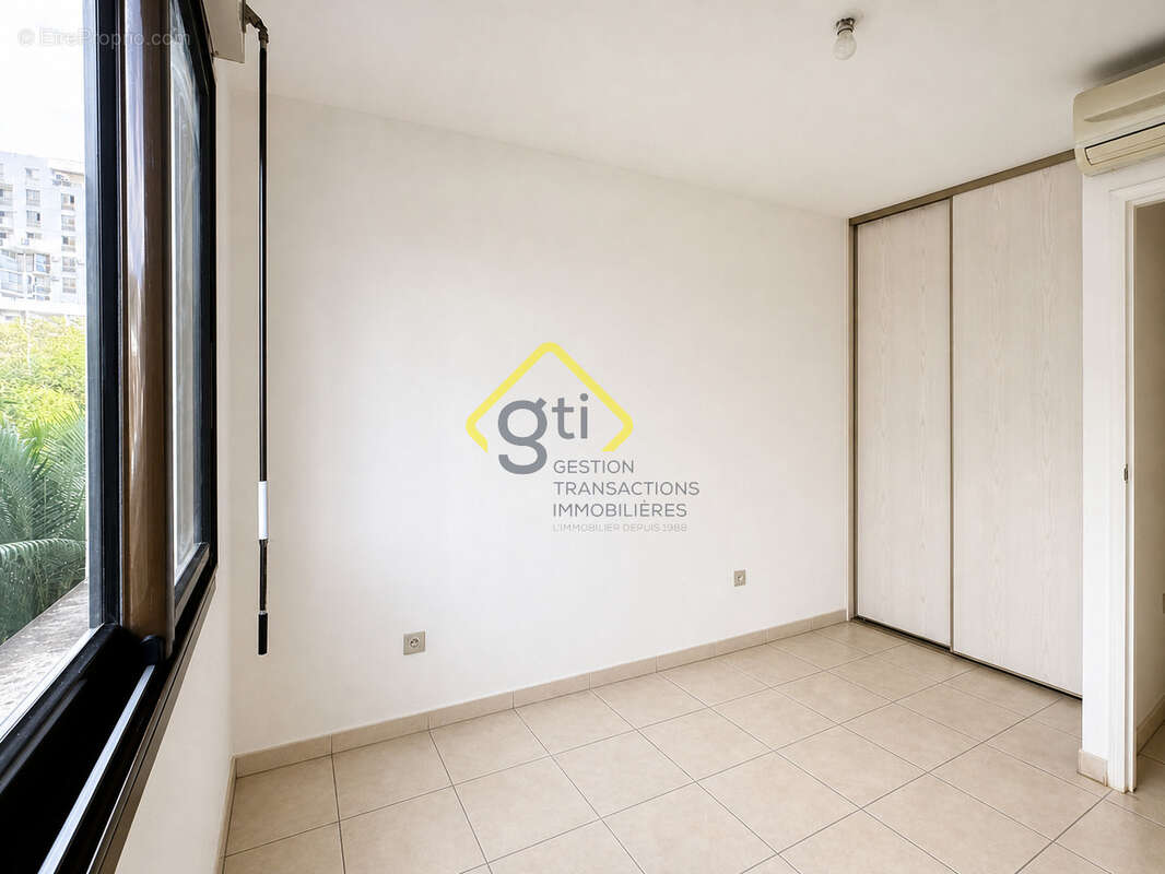 Appartement à SAINT-DENIS