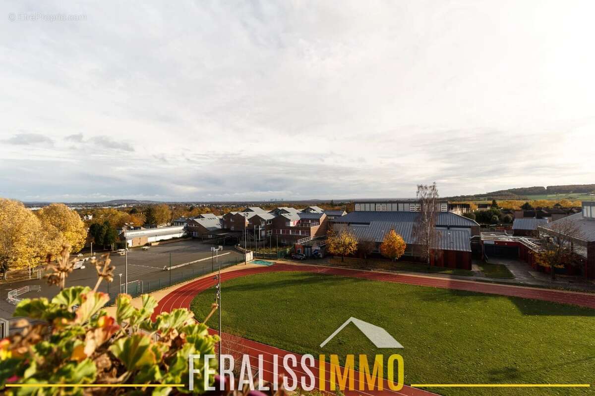 Appartement à JOUY-LE-MOUTIER