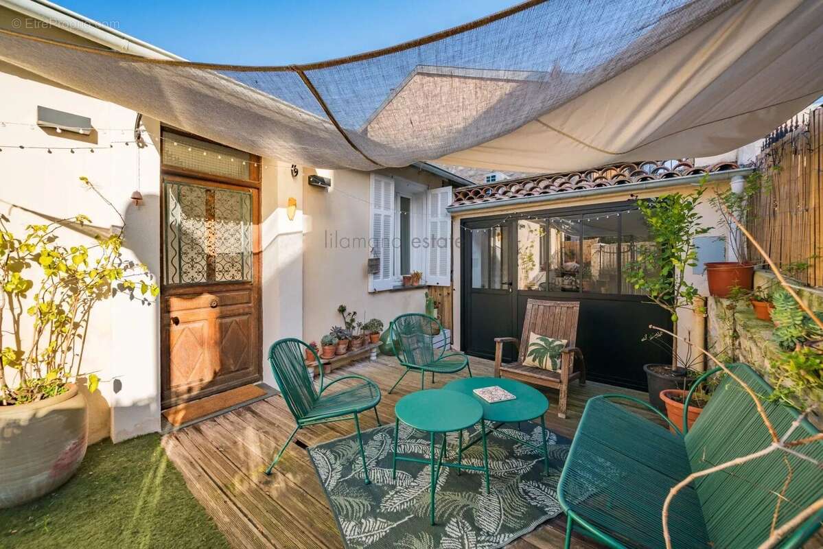 Appartement à CANNES