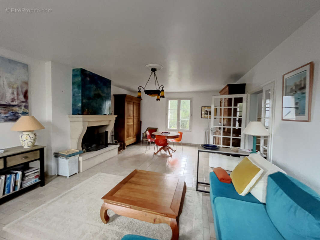 Maison à SAINT-JEAN-LE-THOMAS