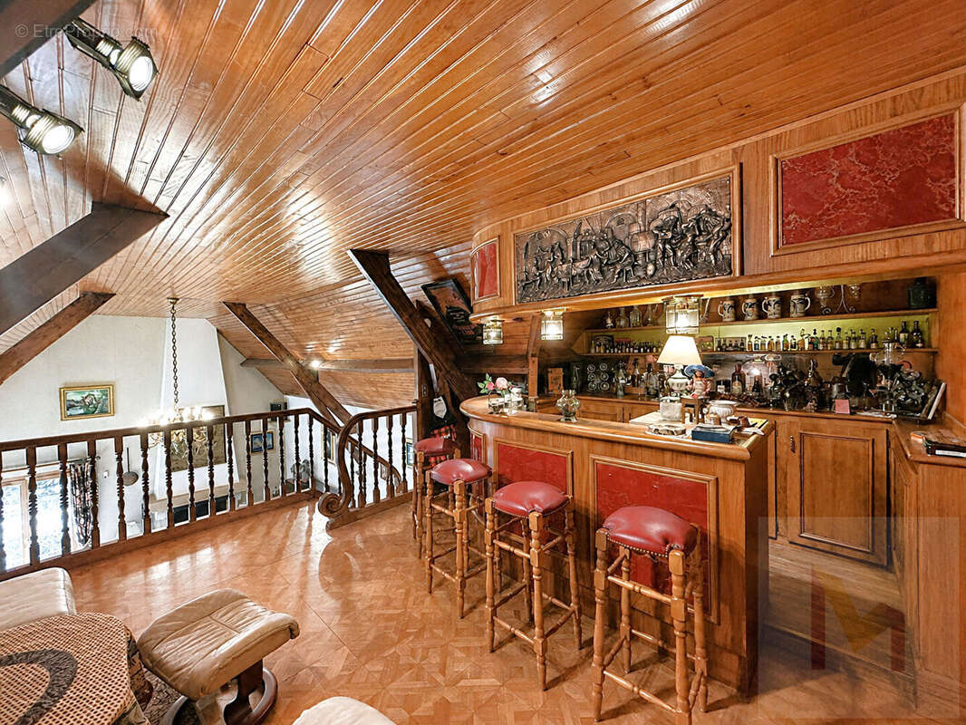Maison familiale sur terrain de 873 m² - photo 8