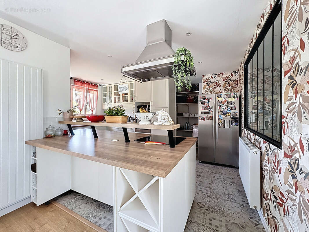 Maison à MONTIGNY-SUR-VESLE