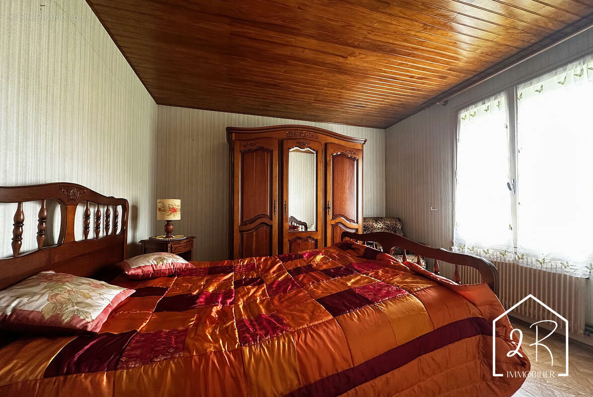 Maison à SEREZIN-DU-RHONE