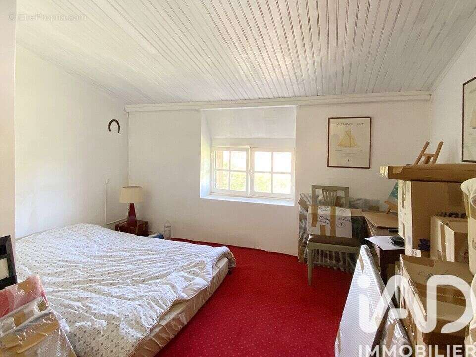 Maison 213 m² à Tannerre-En-Puisaye  - photo 9